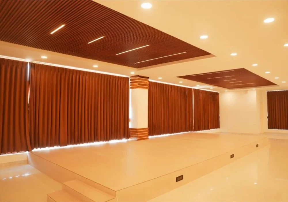 banquet-Ck-fbIVw-1024x684